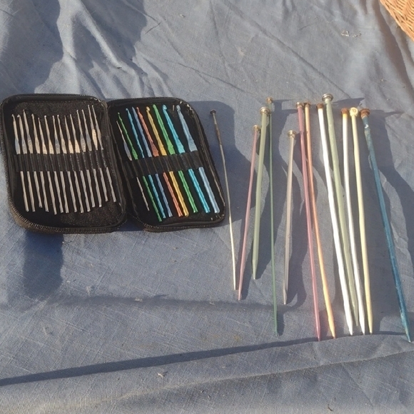 Colorful Knitting Needles and Crochet Hooks Set - Picture 1 of 4